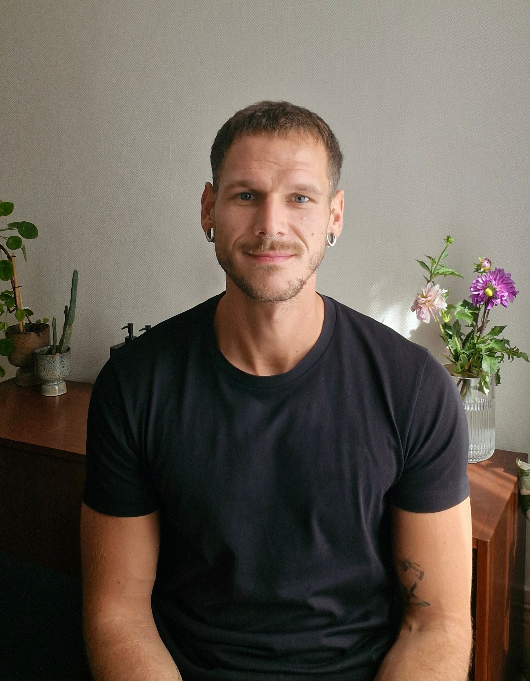 Portrait de Jimmy Chabanne Testa, praticien en massage à Lyon